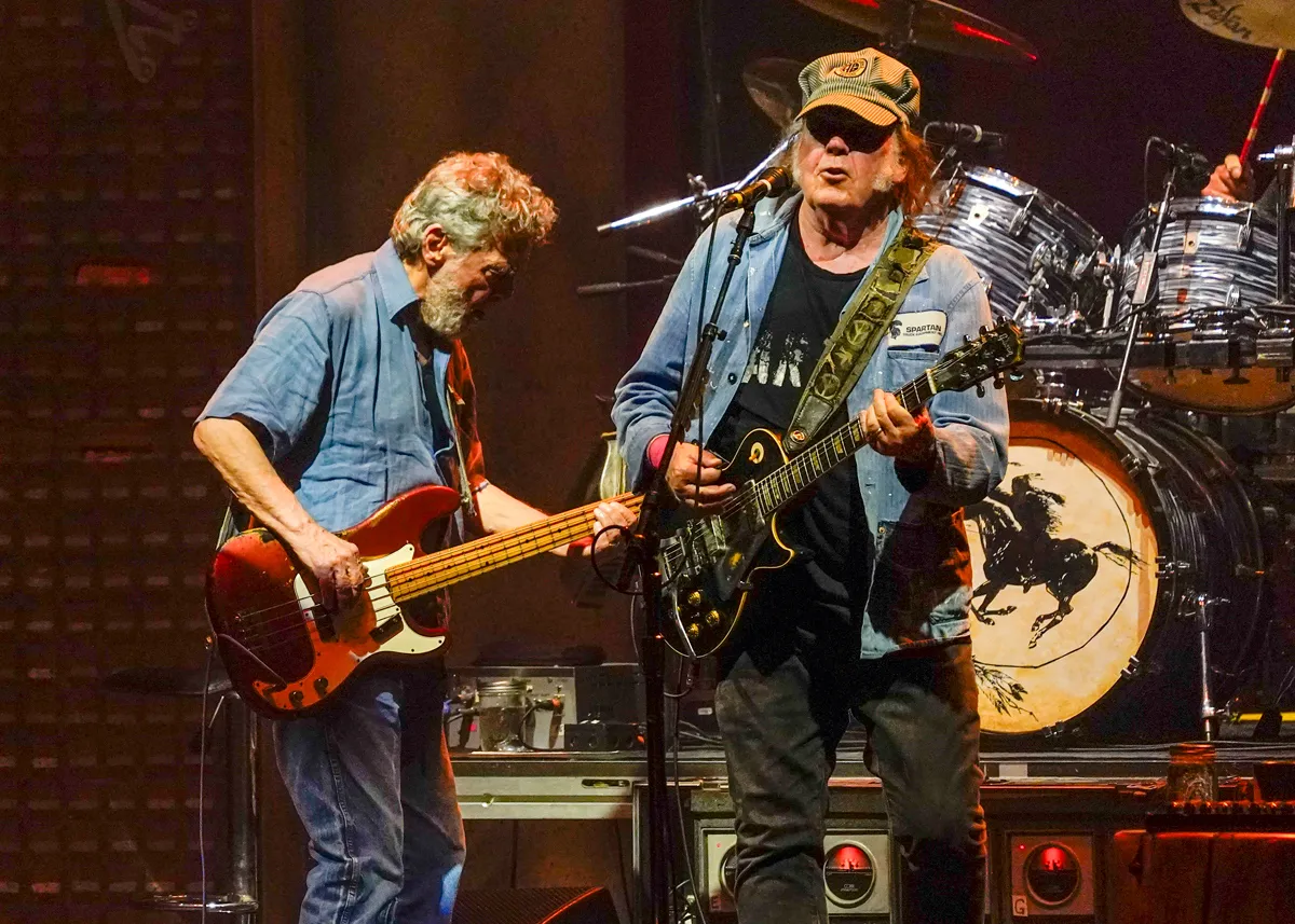 Neil Young & Crazy Horse